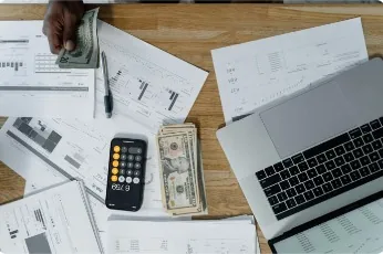 Perhitungan gaji dan keuangan — solusi payroll Acosys